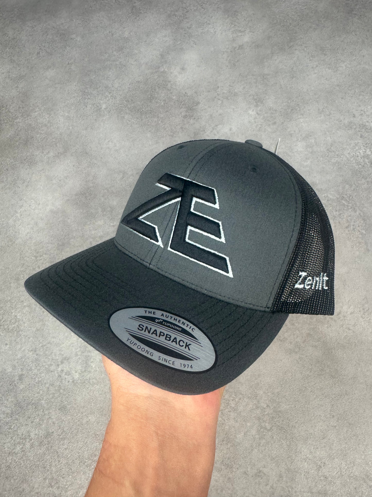 Ze Hat - Grey/Black